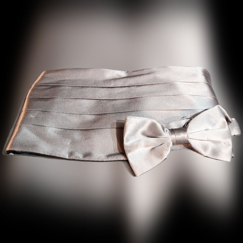 CRISTOFORO CARDI CUMMERBUND AND BOW-TIE SET